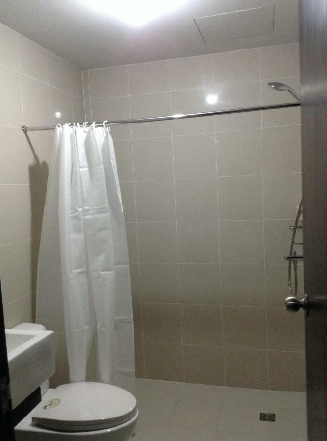 Cubao Manhattanheights Unit 11A Tower B, 2Br Манила Екстериор снимка