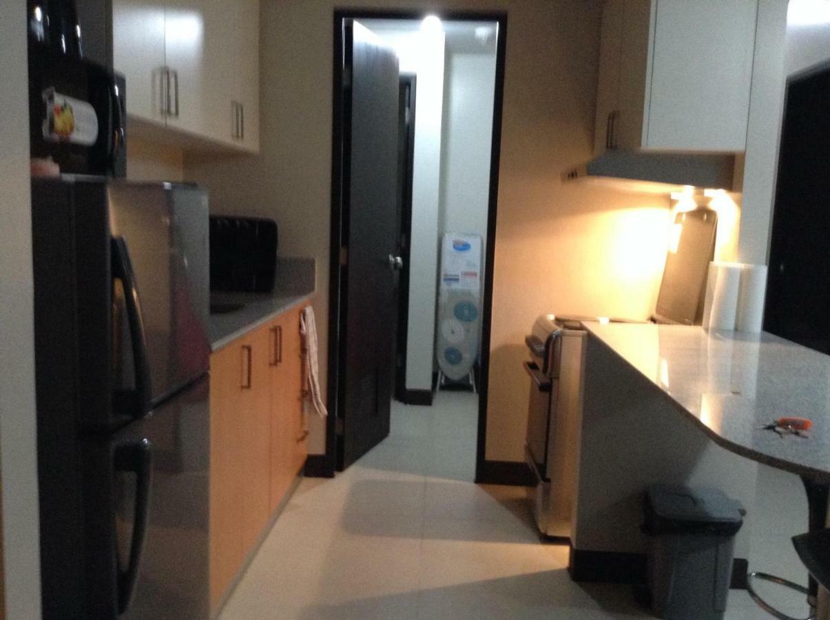 Cubao Manhattanheights Unit 11A Tower B, 2Br Манила Екстериор снимка