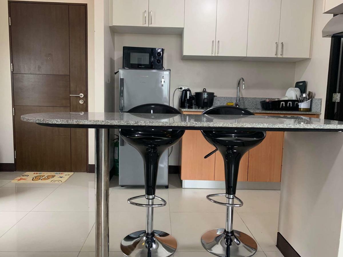 Cubao Manhattanheights Unit 11A Tower B, 2Br Манила Екстериор снимка
